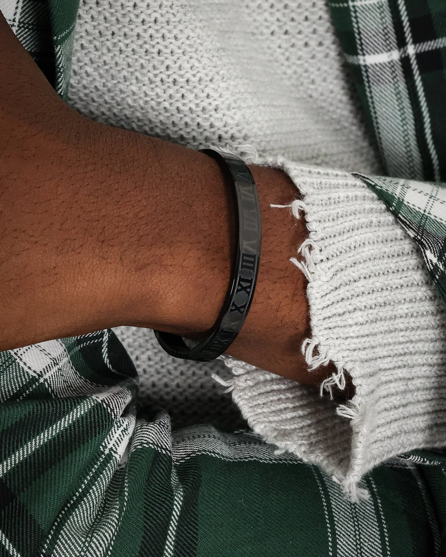 Saint Morta Numerical Bracelet Black 4 Saint Morta Numerical Bracelet Black - Image 2