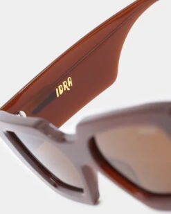 NUQE Idra Sunglasses Brown/Gold -Culture Kings 06009265 YX311 default 0050 0ab5da22 4fd5 4efd a5a0 68c5292d928d