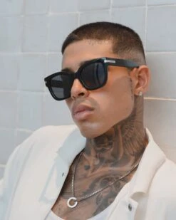 NUQE Magari Sunglasses Black/Silver