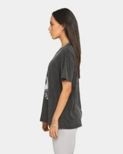 WILLIE NELSON Finger Short Sleeve Vintage T-Shirt Washed Black -Culture Kings 08000475 YW607 womens 0070