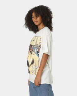 Notorious B.I. Biggie Magazine Cover T-Shirt Off White -Culture Kings 08001028 YO007 womens 0060