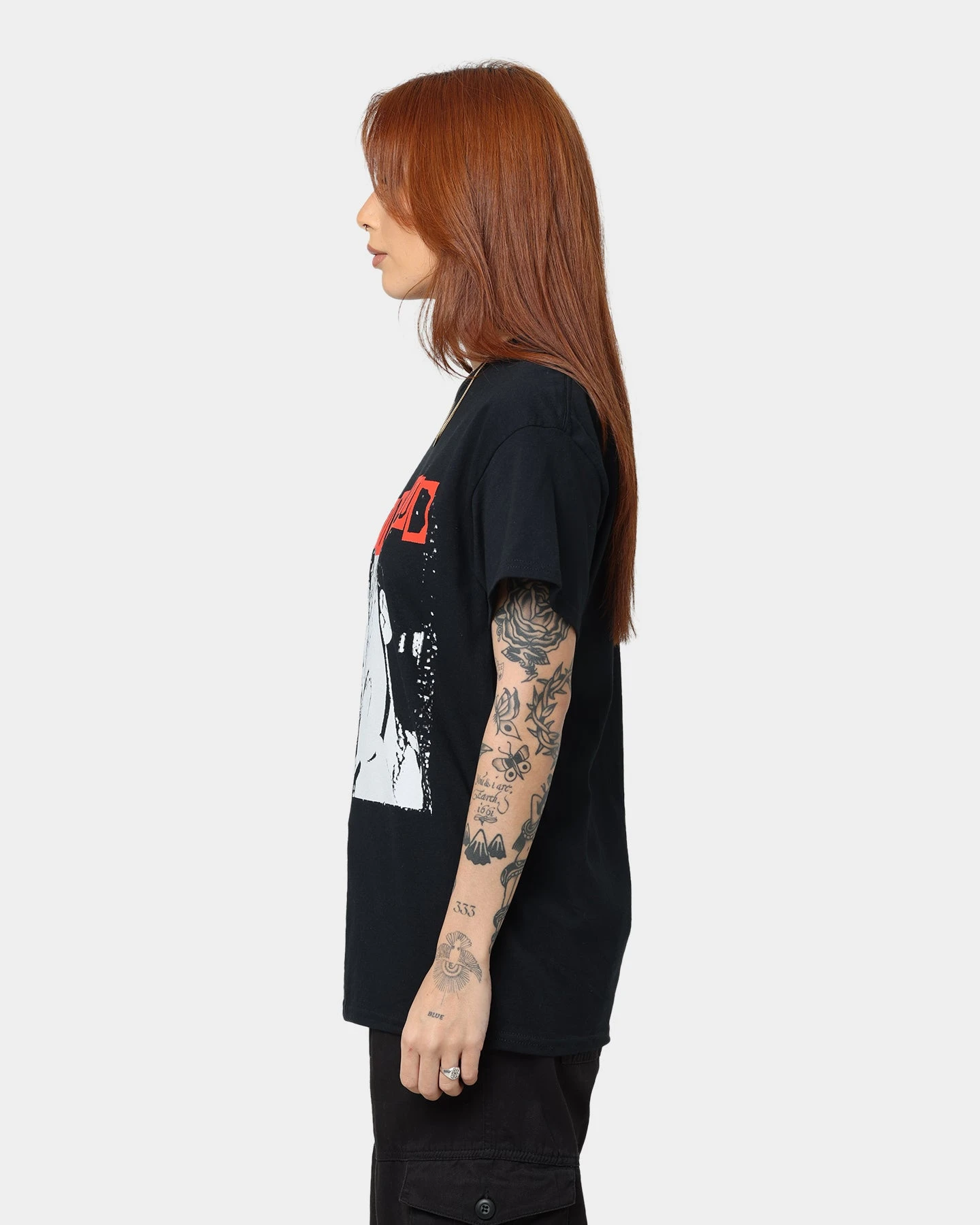 YUNGBLUD Universal Music X YUNGBLUD Stencil Photo T-Shirt Black 8 YUNGBLUD Universal Music X YUNGBLUD Stencil Photo T-Shirt Black - Image 6