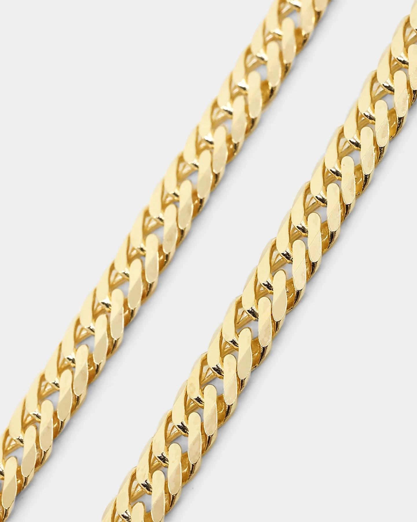 House Of Auric 6.4mm Double Curb Chain 18K Gold Vermeil 13 House Of Auric 6.4mm Double Curb Chain 18K Gold Vermeil - Image 11