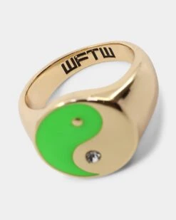 Wild For The Weekend Yin Yang Signet Ring (Large) Gold -Culture Kings 09000668 YG200 default 0060 52f111df ede0 4bbe 8f7c a98f7ee0ae18