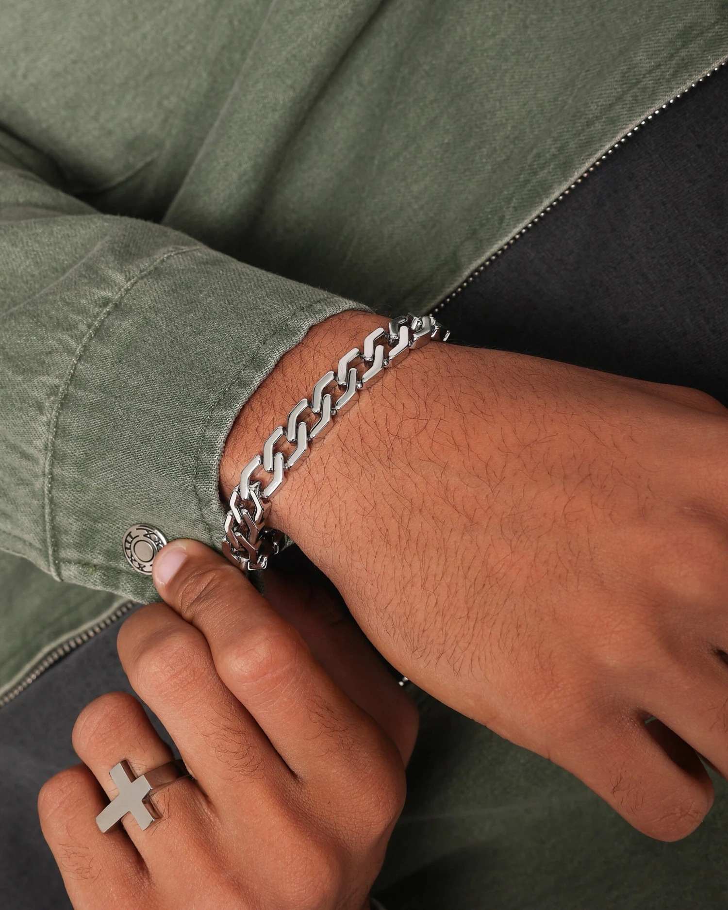 NXS Hex Cut Curb Bracelet White Gold 3 NXS Hex Cut Curb Bracelet White Gold