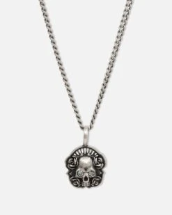 Saint Morta Skull And Roses Necklace Stainless Steel