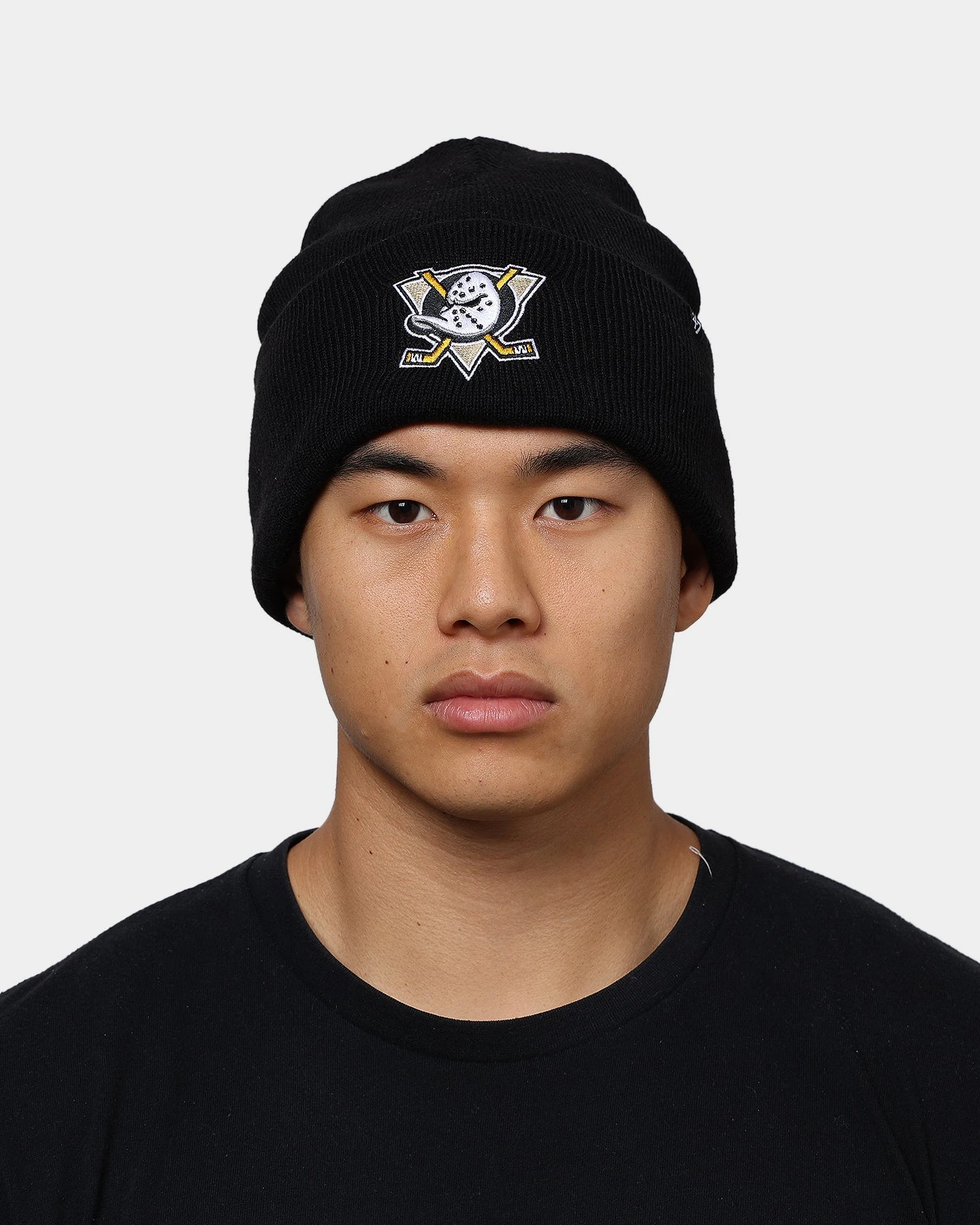 '47 BRAND 47 Brand Anaheim Ducks Haymaker Cuff Knit Beanie Black 4 '47 BRAND 47 Brand Anaheim Ducks Haymaker Cuff Knit Beanie Black - Image 2