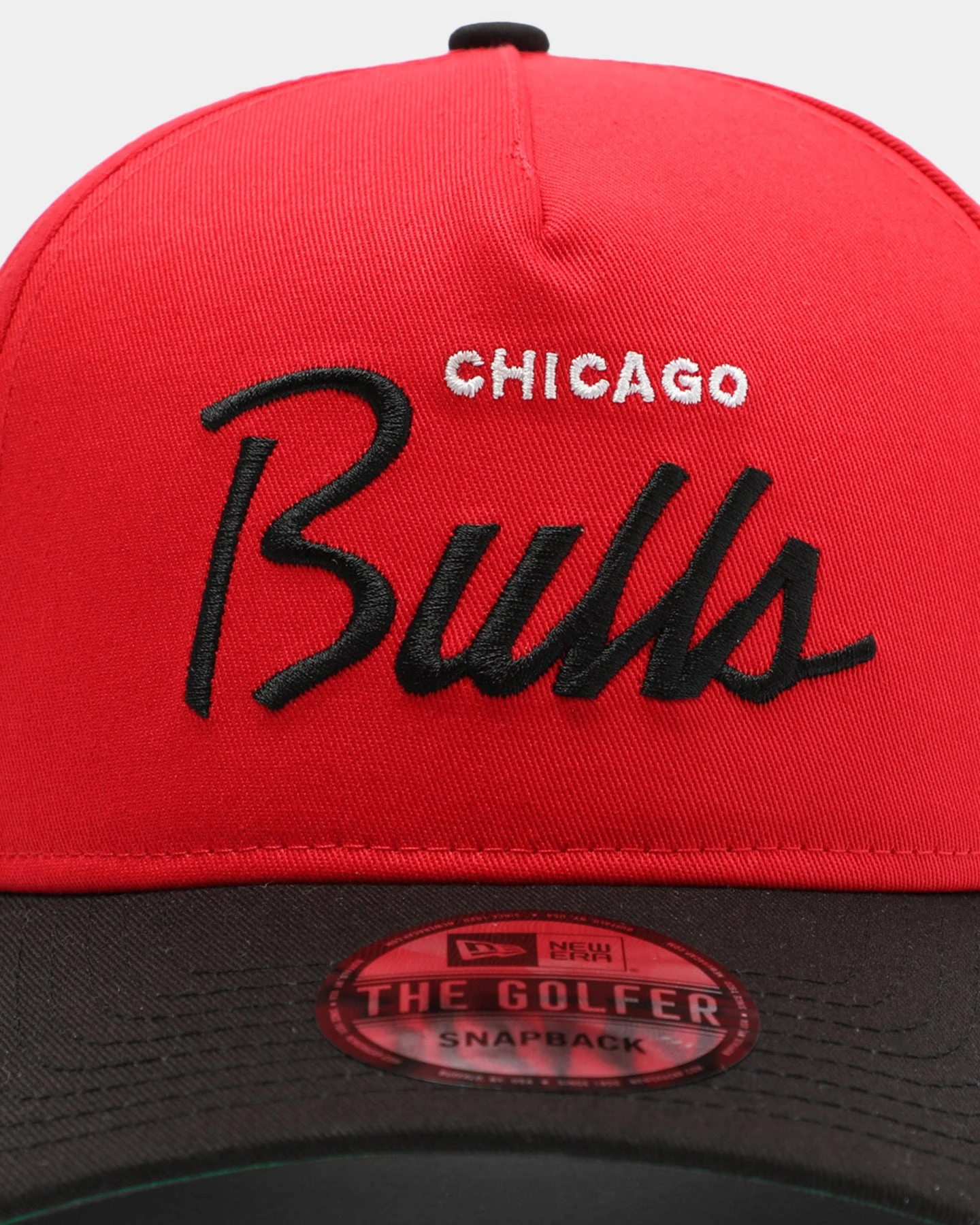 New Era Chicago Bulls 2-Tone Script Old Golfer Snapback Red/Black 8 New Era Chicago Bulls 2-Tone Script Old Golfer Snapback Red/Black - Image 6