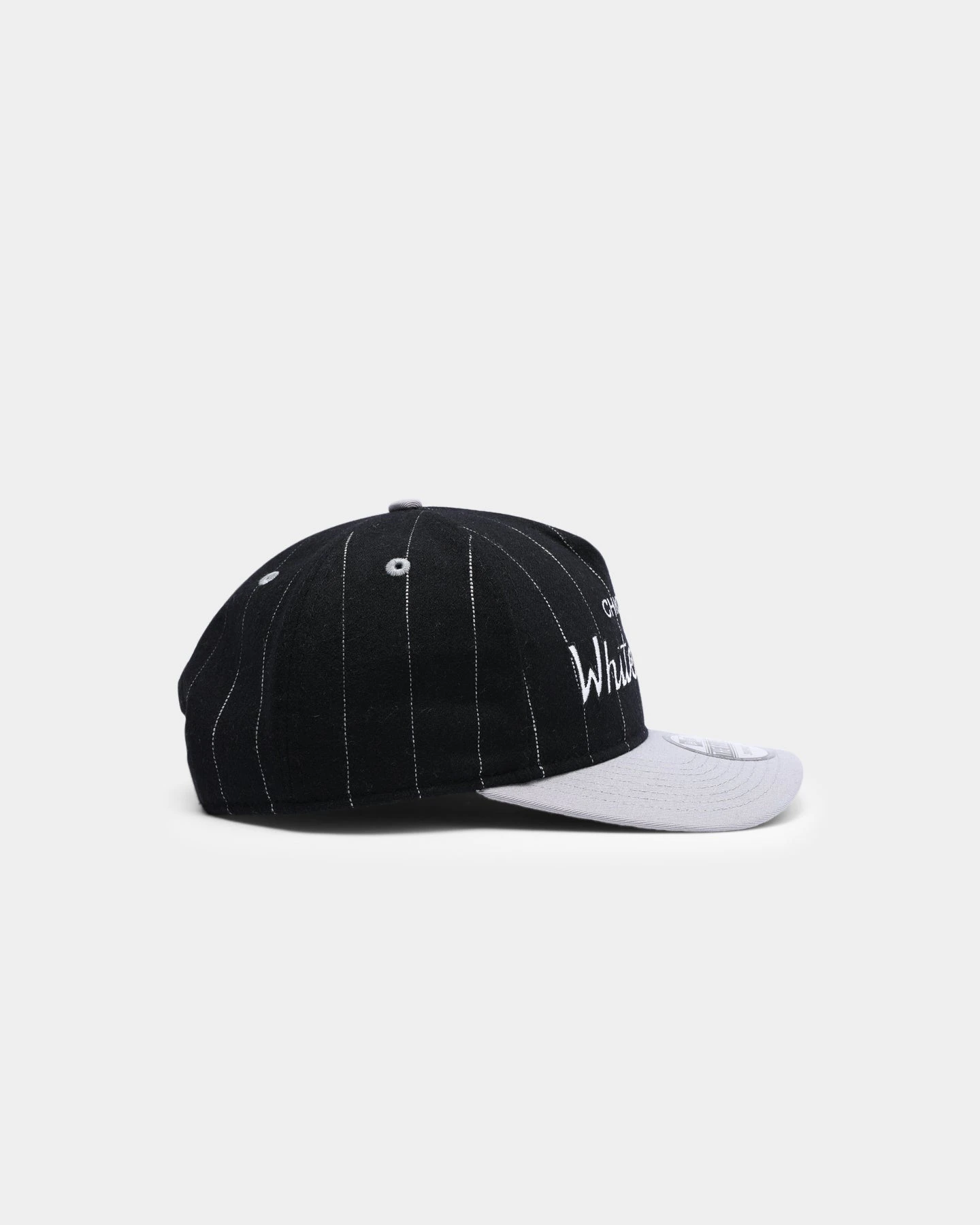 New Era Chicago White Sox Pinstripe 2 Tone Old Golfer Snapback Pinstripe 6 New Era Chicago White Sox Pinstripe 2 Tone Old Golfer Snapback Pinstripe - Image 4