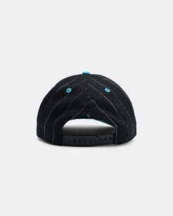New Era Charlotte Hornets Pinstripe 2 Tone Old Golfer Snapback Pinstripe -Culture Kings 195599743886 default 0030