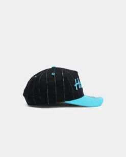 New Era Charlotte Hornets Pinstripe 2 Tone Old Golfer Snapback Pinstripe -Culture Kings 195599743886 default 0040