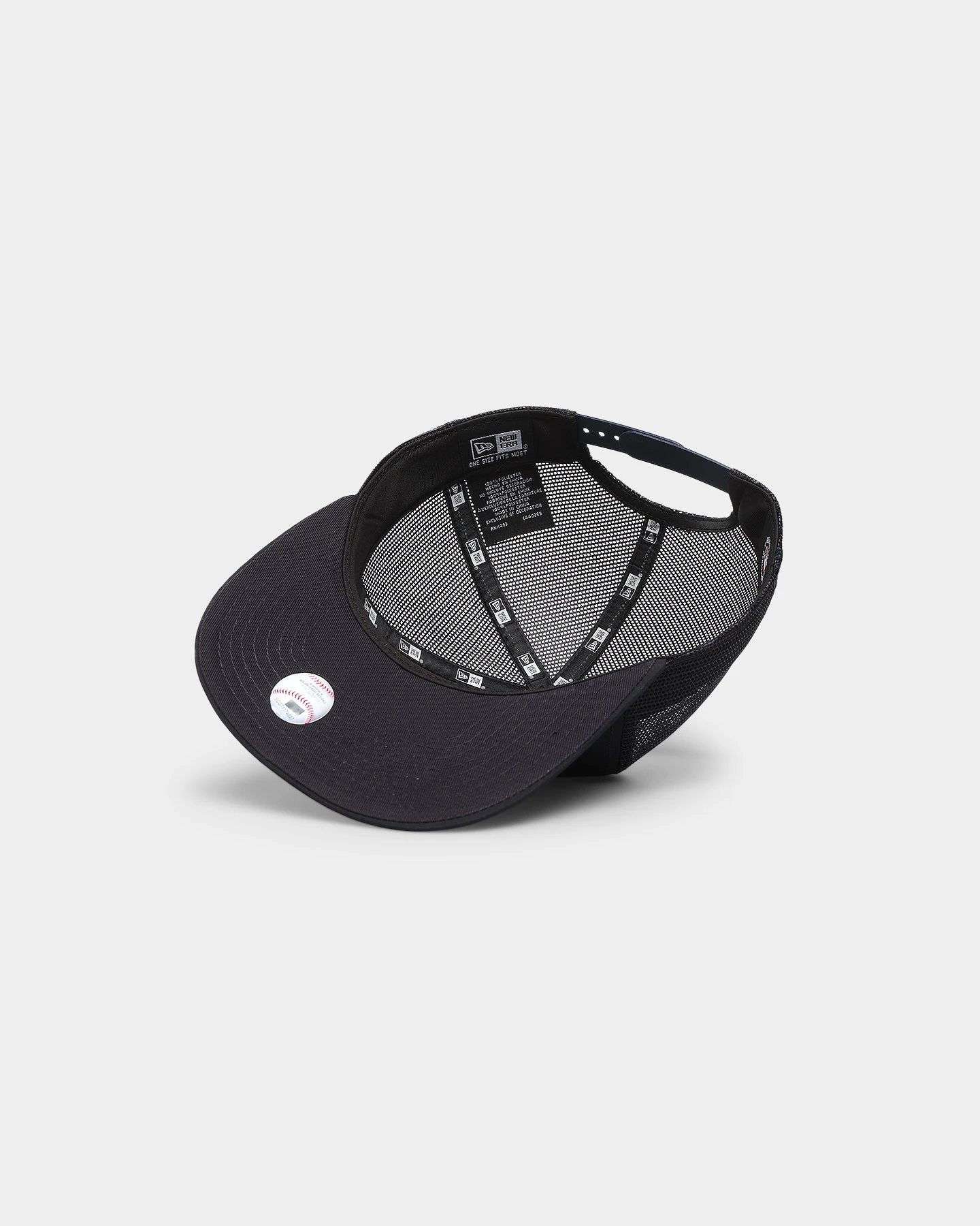 New Era Atlanta Braves 'OG Team Colour' Prolight Old Golfer Trucker Snapback OTC 9 New Era Atlanta Braves 'OG Team Colour' Prolight Old Golfer Trucker Snapback OTC - Image 7