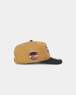 New Era Chicago Bulls 'Midnight Harvest 2-Tone' Old Golfer Snapback Wheat/Navy 13 New Era Chicago Bulls 'Midnight Harvest 2-Tone' Old Golfer Snapback Wheat/Navy -Culture Kings 196500153008 default 0030