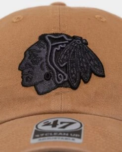 '47 BRAND 47 Brand Chicago Blackhawks '47 Clean Up Strapback Camel -Culture Kings 196505869980 default 050