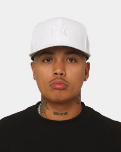 New Era New York Yankees 'White On White' 59FIFTY Fitted White/White -Culture Kings 196819013512 mens 0100