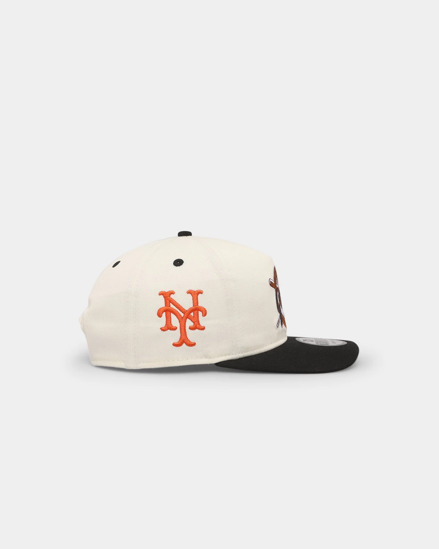 New Era New York Giants '1950s World Series Through The Decades' Golfer Snapback Chrome White 5 New Era New York Giants '1950s World Series Through The Decades' Golfer Snapback Chrome White - Image 3