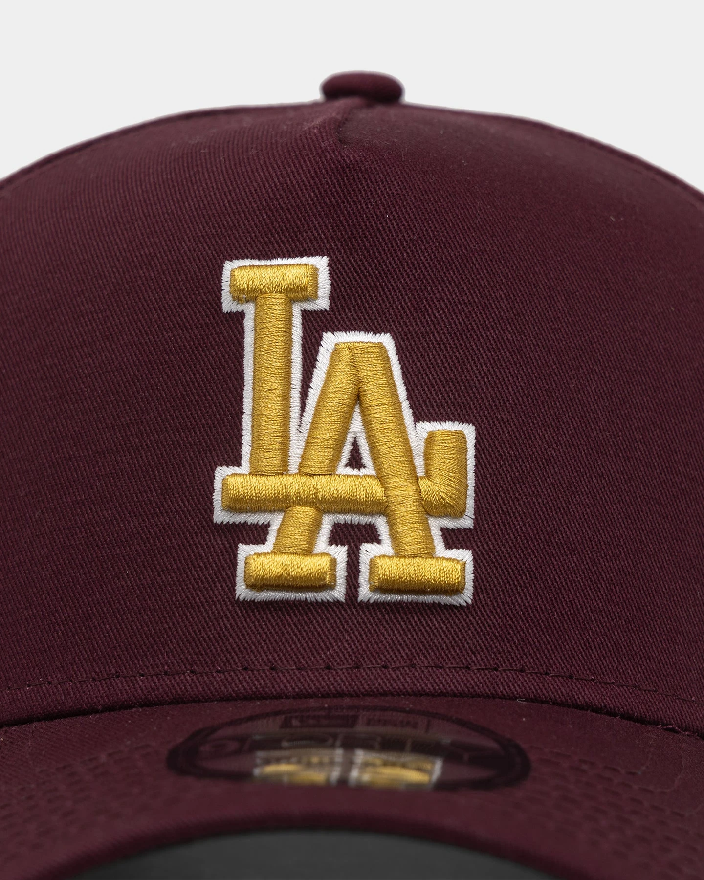 New Era Los Angeles Dodgers 'Golden Port' 9FORTY A-Frame Snapback Dark Purple 7 New Era Los Angeles Dodgers 'Golden Port' 9FORTY A-Frame Snapback Dark Purple - Image 5