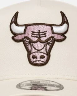 New Era Chicago Bulls 'Neapolitan Chrome' 9FORTY A-Frame Snapback Chrome/Pink Met -Culture Kings 197883705150 default 000050