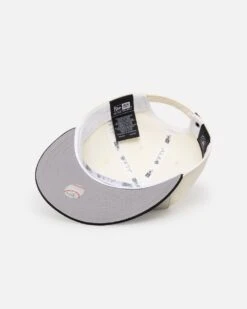 New Era New York Yankees 'Retro Crown Classic' 9FIFTY Retro Crown Strapback Chrome White/Black -Culture Kings 197884650763 default 000060