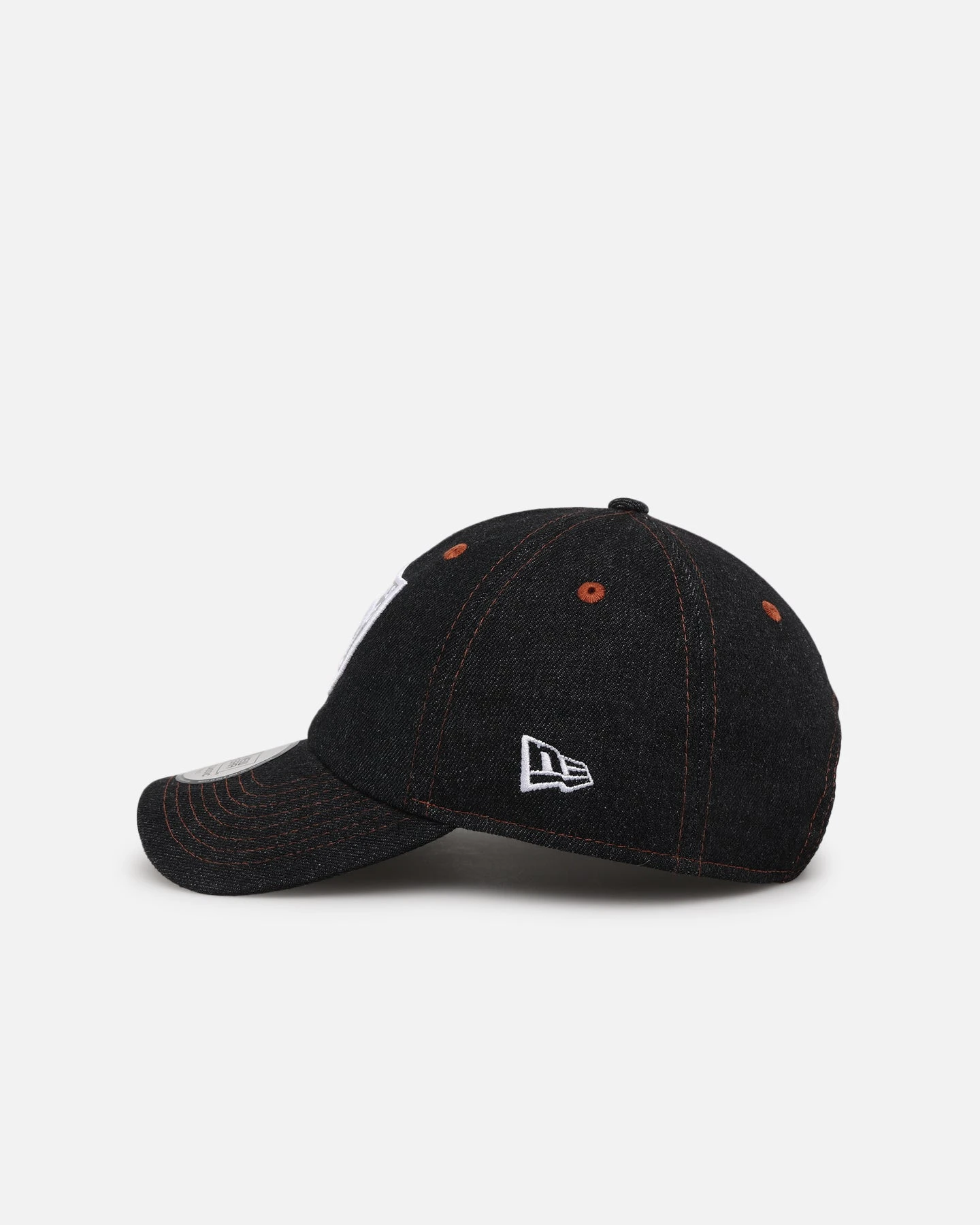 New Era Las Vegas Raiders "Black Denim" Classic Casual Strapback Black Denim/Rust Contrast 8 New Era Las Vegas Raiders "Black Denim" Classic Casual Strapback Black Denim/Rust Contrast - Image 6