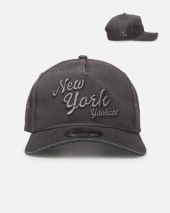 New Era New York Yankees 'Graphite Script' 9FORTY A-Frame Snapback Washed Graphite