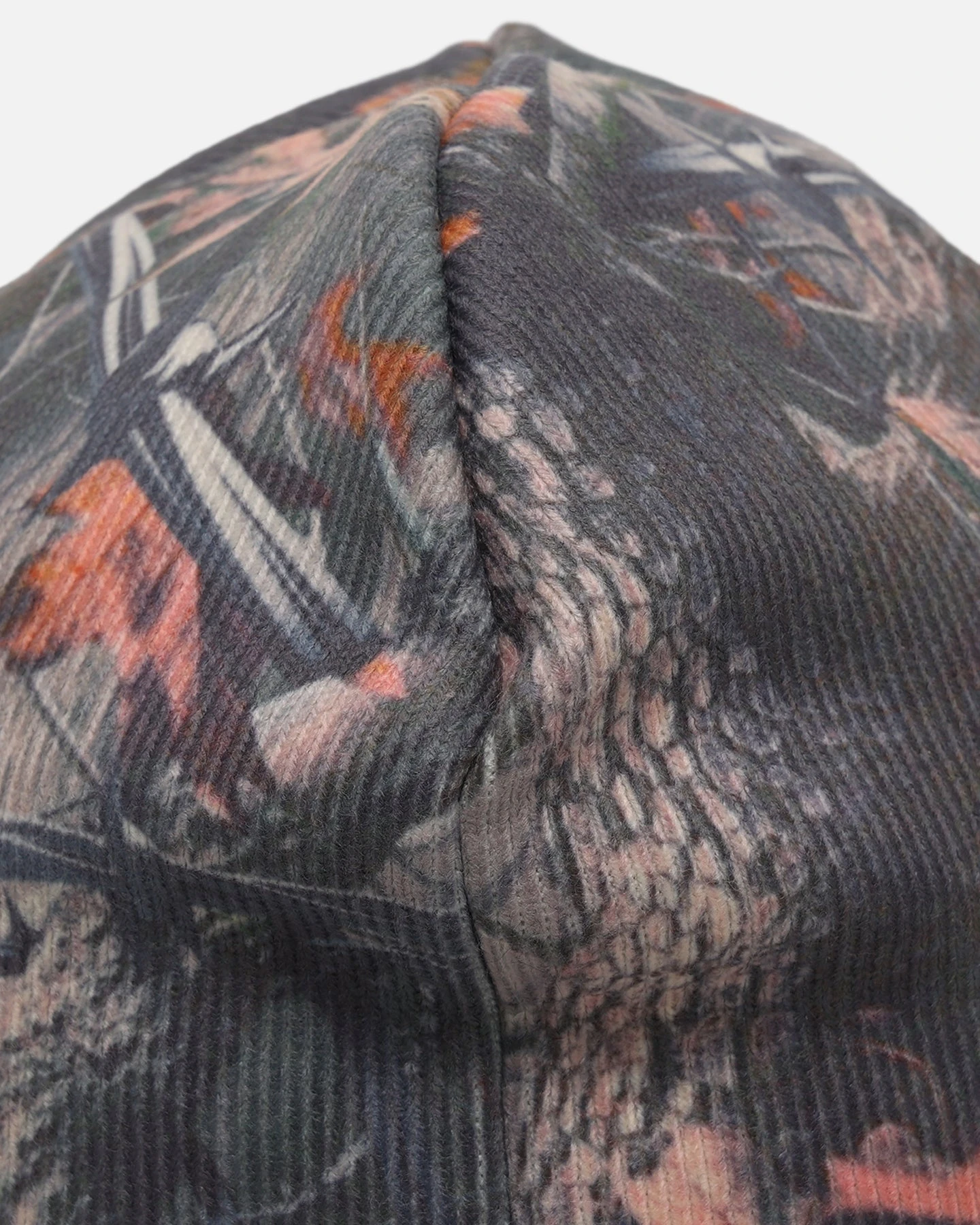 Loiter Hybrid Skull Knit Beanie Realtree 7 Loiter Hybrid Skull Knit Beanie Realtree - Image 5